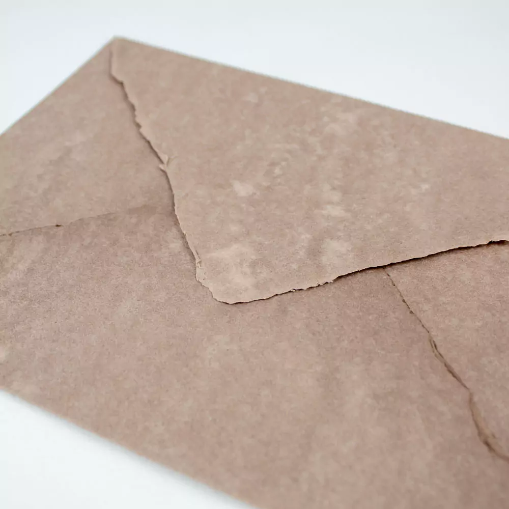 detalle-sobre-marron-artesano-64eddc79ab443